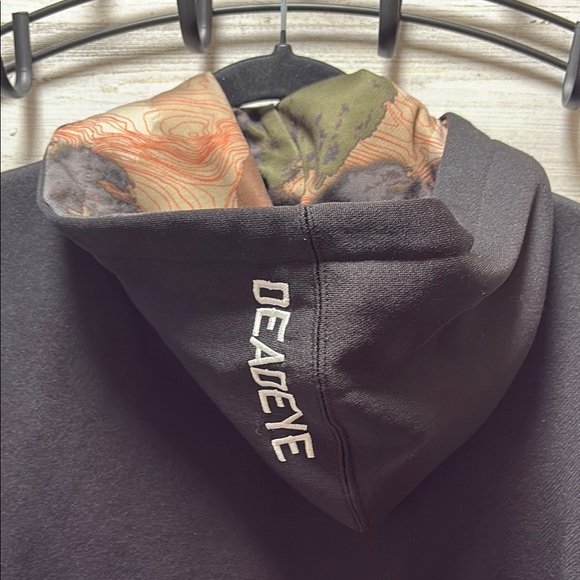 Deadeye Black Hoodie with Antler Design - Picture 4 of 4